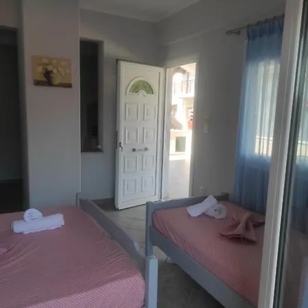 Apartment Silvia 1 *